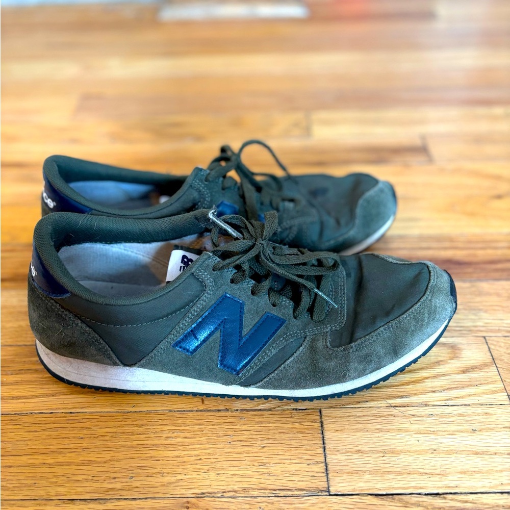 New Balance 420 Sneakers (Men’s 11)